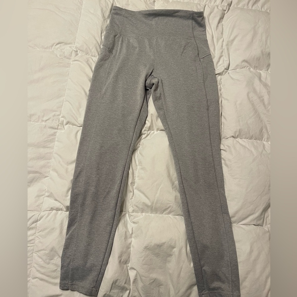 Marika brand grey pocket leggings. Size medium